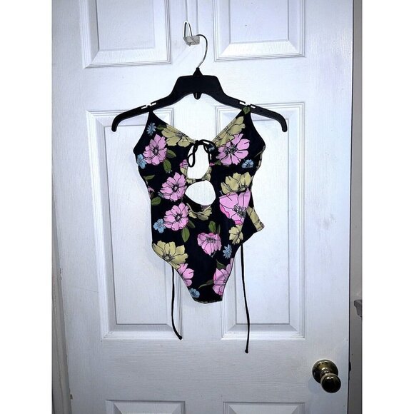 Victoria's Secret PINK Triangle Cut Floral One-Piece Swimsuit Sz S - Picture 3 of 16